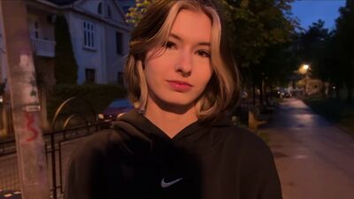 18 girl let a rich guy fuck her on a first date.