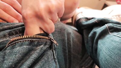 Stranger jerked and suck me in the train at the morning Dada Deville