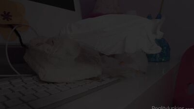 Savannah Sixx Horny Stepdaughter