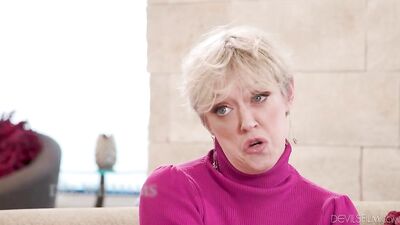 Stepdaughter Likes To Watch - Dee Williams & Danny Steele