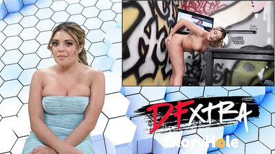 Vivianne Goes From Blind Date To Gloryhole, Scene #01