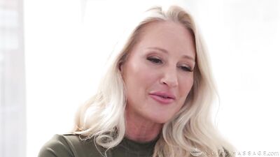 Exchange Student's Culture Shock, Scene #01