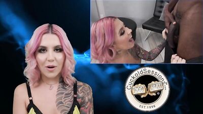 Luna Legend's Hot Workout Session