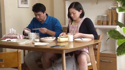 Beautiful Japanese MILF JAV Hardcore