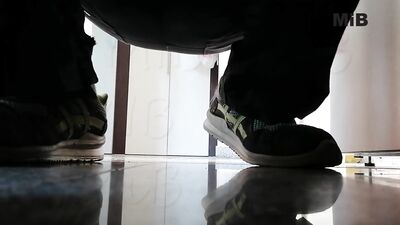 Repair work in a hot summer