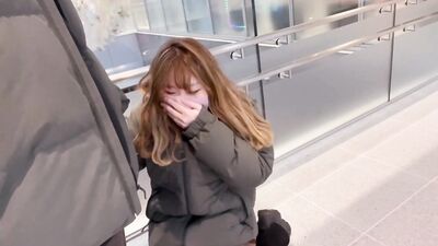 【個撮】 看護師がリモコンバイブ入れて秘密のクリスマスデート。喘ぎすぎて店員と通行人に気付かれた。。。HENTAI/japanese/amateur/POV/onlyfans