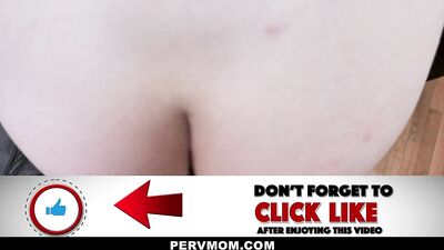 A Pearl Necklace For Stepmom