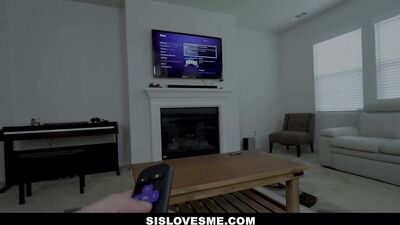 Moist Stepsister Massage