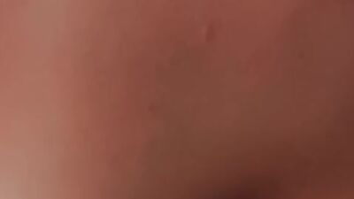 Horny MILF fucks DoorDash delivery driver as a tip