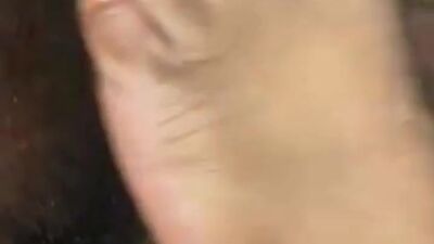 ONLY PRETTY FEET AND TOES CAN GIVE GORILLA DICK A FOOTJOB MASSAGE!!!!!!!