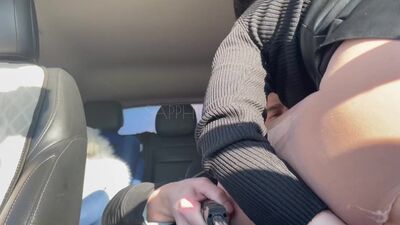 Измена мужу. Публичный минет в зимнем лесу. Камшот. С разговорами