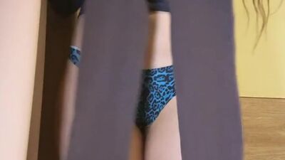 GRWM Можешь кончить на мою прокладку и я прижму ее к писе с твоей спермой!