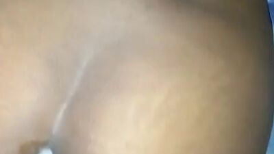 උරල ඉවර වෙන්න කලින් පුක උඩ නැගලා ගැහුවෙ.sri lankan desi indian back fuck