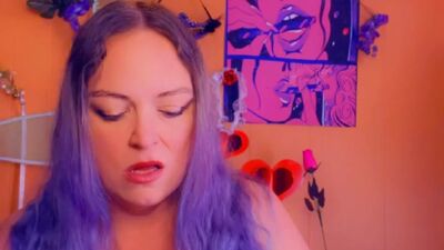 Mama rolling a blunt