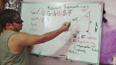 16 Trigonometry: 45º Angle - Trigonometric Ratios