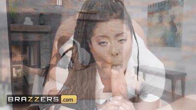 BRAZZERS - Foot Fetishist Kira Noir Does A Naughty Lesbian Massage Session With Susie Stellar