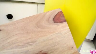 Get The Hint Stepbro - S27:E12