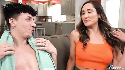 Stepmom Craves My Cream - S4:E3