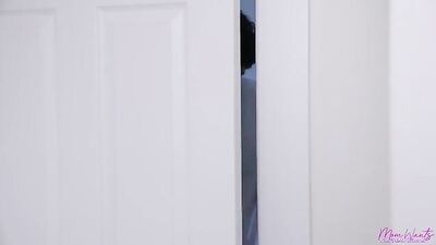 Stepmom Cleans My Dick - S4:E3