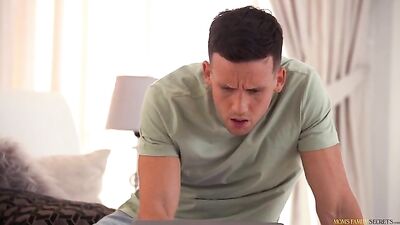 Stepmom Gets Caught - S4:E1