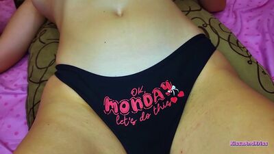 I feel the smell of wet pussy .. I want to rub it on her panties