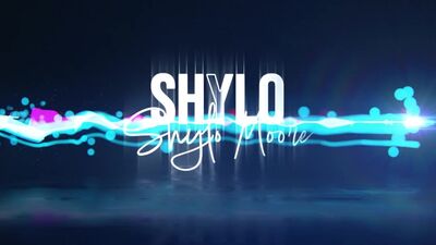 Hippie girl gives guy an amazing blowjob & he gives her a creampie in return!