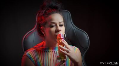 Me encanta como sabe éste pene dulce