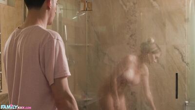 Milf Stepmommy Gigi Dior Has A New Big Cock To Nurture