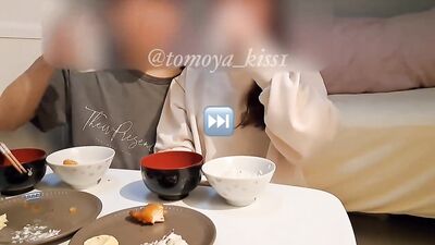 宅飲み後にイチャつき で脱がせてSEXする大学生カップル【個人撮影】Japanese amateur hentai／日本人／素人／カップ