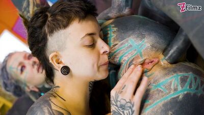 Raw Threesome Anal Destruction with Massive Drill Dildo