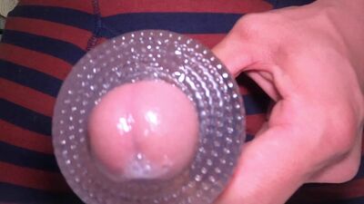 【高画質4Ｋ】○ガテン系が透明オナホで激しくオナニー