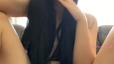 Adorable Brunette Smoking Naked showing titties and pussy (full vid on my 0nlyfans/ManyVids)