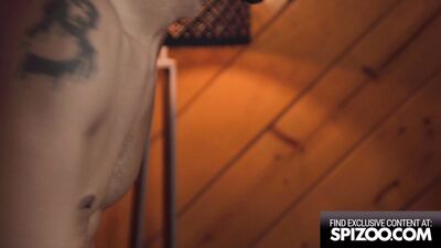 Marilyn Johnson Fucks Her Boxing Trainer