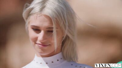 VIXEN Surf Bunnies Bella, Kelly, Christy Seduce Instructor