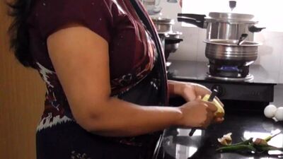 Stepson drills Indian MILF Stepmom's tight kitchen pussy in hot Indian Desi action