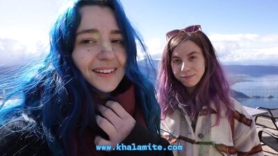 Le voisin nous surprend puis nous prend!! (VLOG #2 - Threesome Français avec Norage)