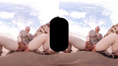 Dangerous Moments Make Taylor Sands Horny As Hell In STAR WARS XXX Parody