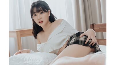 AN9-009-21-year-old female college student skipped class to have sex.