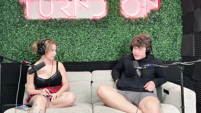 Sexy Big Natural Tits Amateur Brandy Renee Car Fucking Luke Cooper, Natural DD, Selling Spit