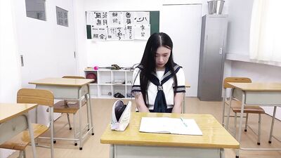 The school teacher fuck with his girl student in the classroom Cum in mouth台灣女學生放課後的口爆輔導