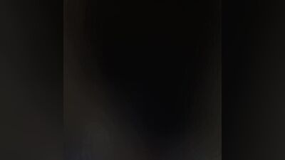 女子大生が彼シャツワンピースでノーパン買い物デート♡ホテルまで我慢できずにそのまま野外カーセックスで大量中出し♡RYO＆YUU♡素人カップル/パイパン/美少女/10代/野外露出/スタイル抜群/スマホ